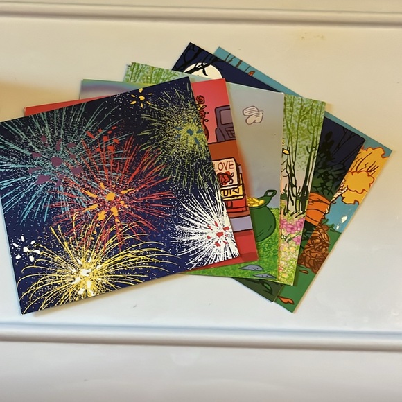 *Peanuts 12 Months of Fun* Collection - Picture 13 of 14